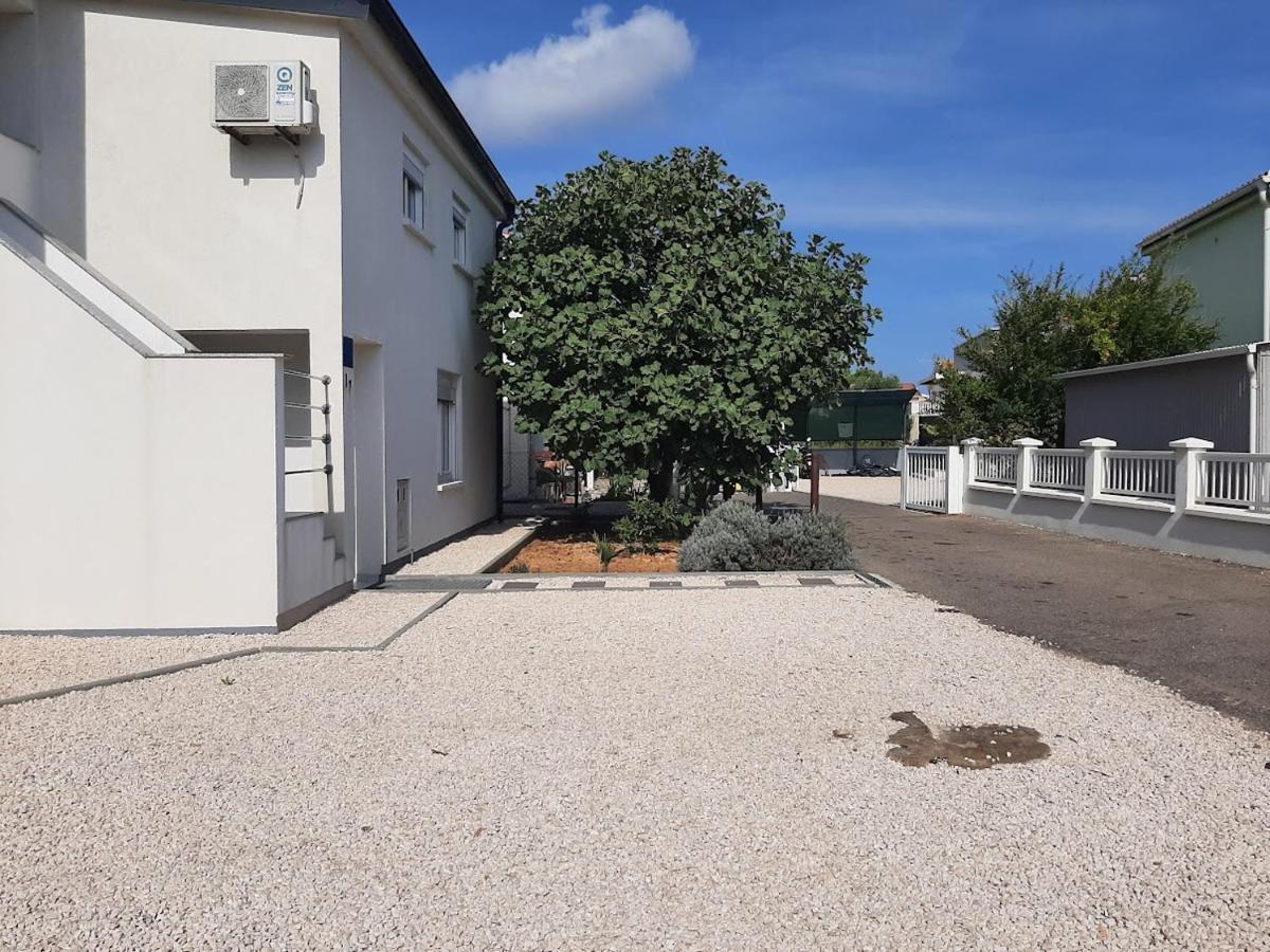 Apartman Bunaric Вир Экстерьер фото
